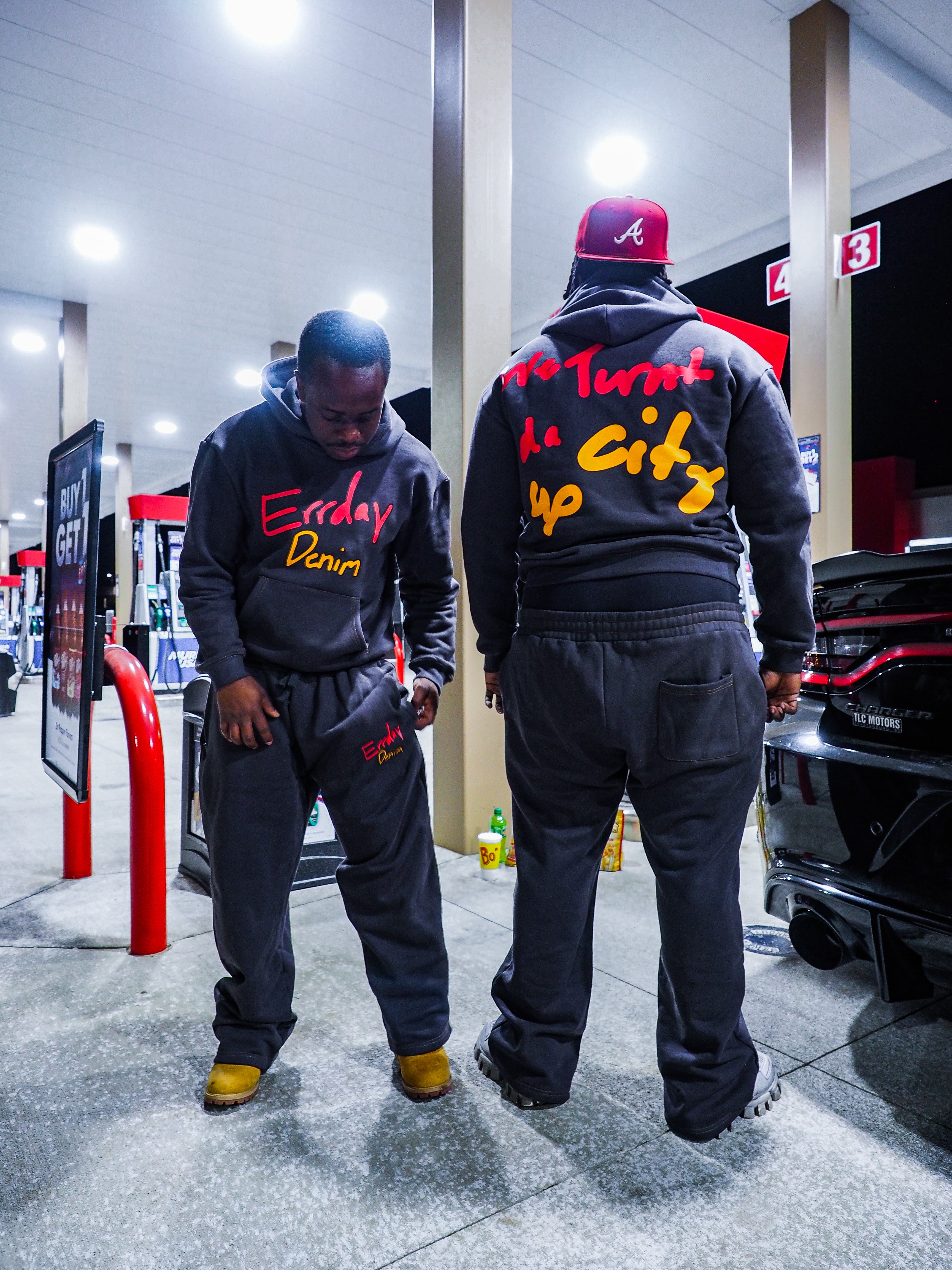 'We Turnt Up Da City' Set